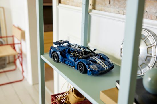 Picture of LEGO Technic 42154 2022 Ford GT