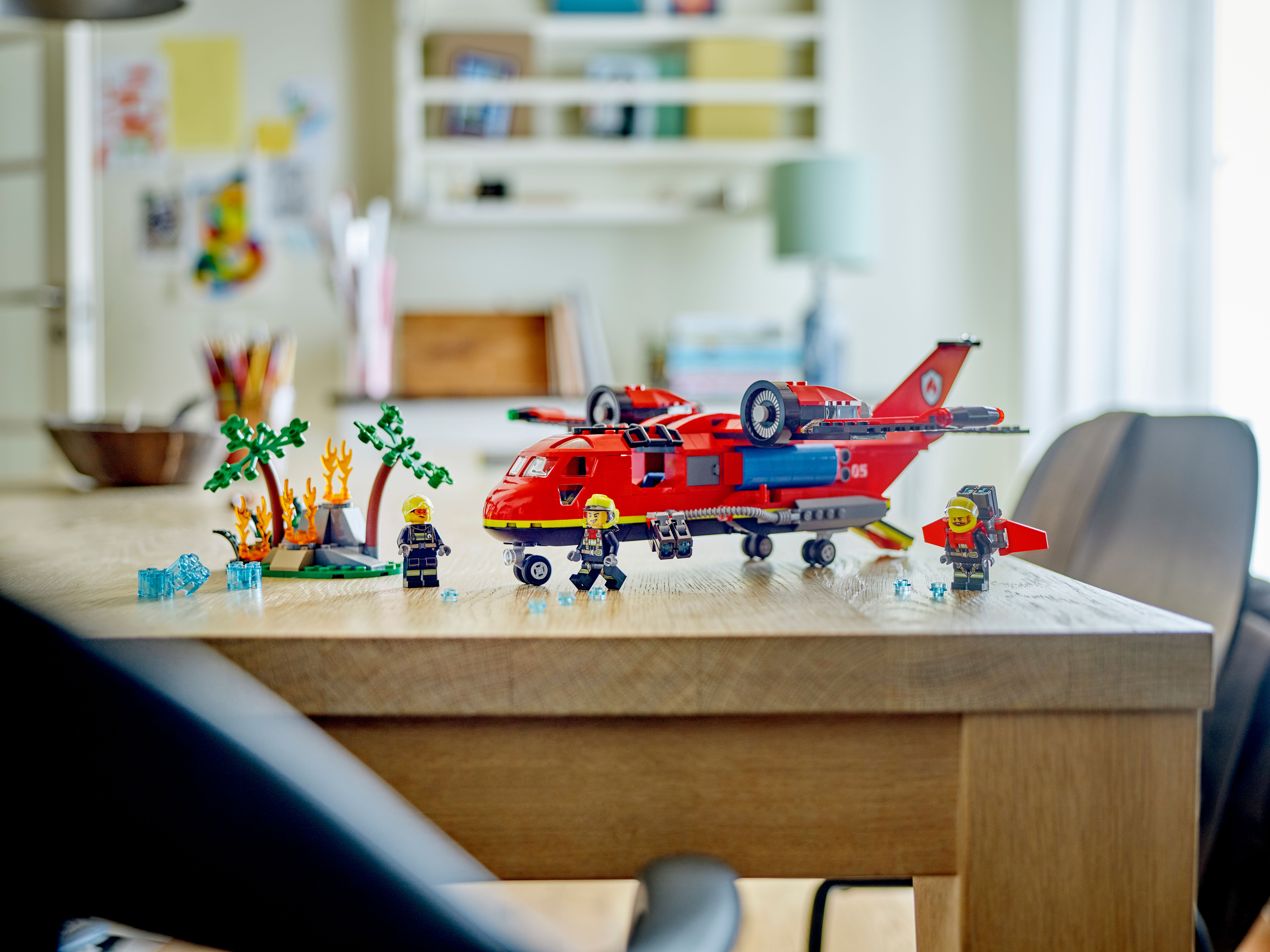 Picture of LEGO City 60413 Fire Rescue Plane