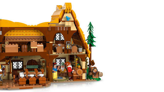 Picture of LEGO Disney Princess 43242 Snow White and the Seven Dwarfs' Cottage