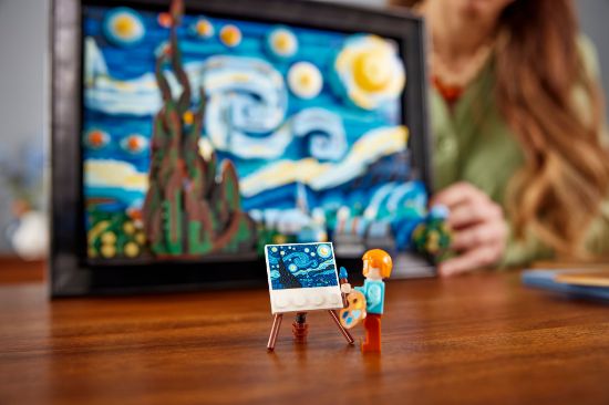 Picture of LEGO IDEAS 21333 Vincent van Gogh - The Starry Night