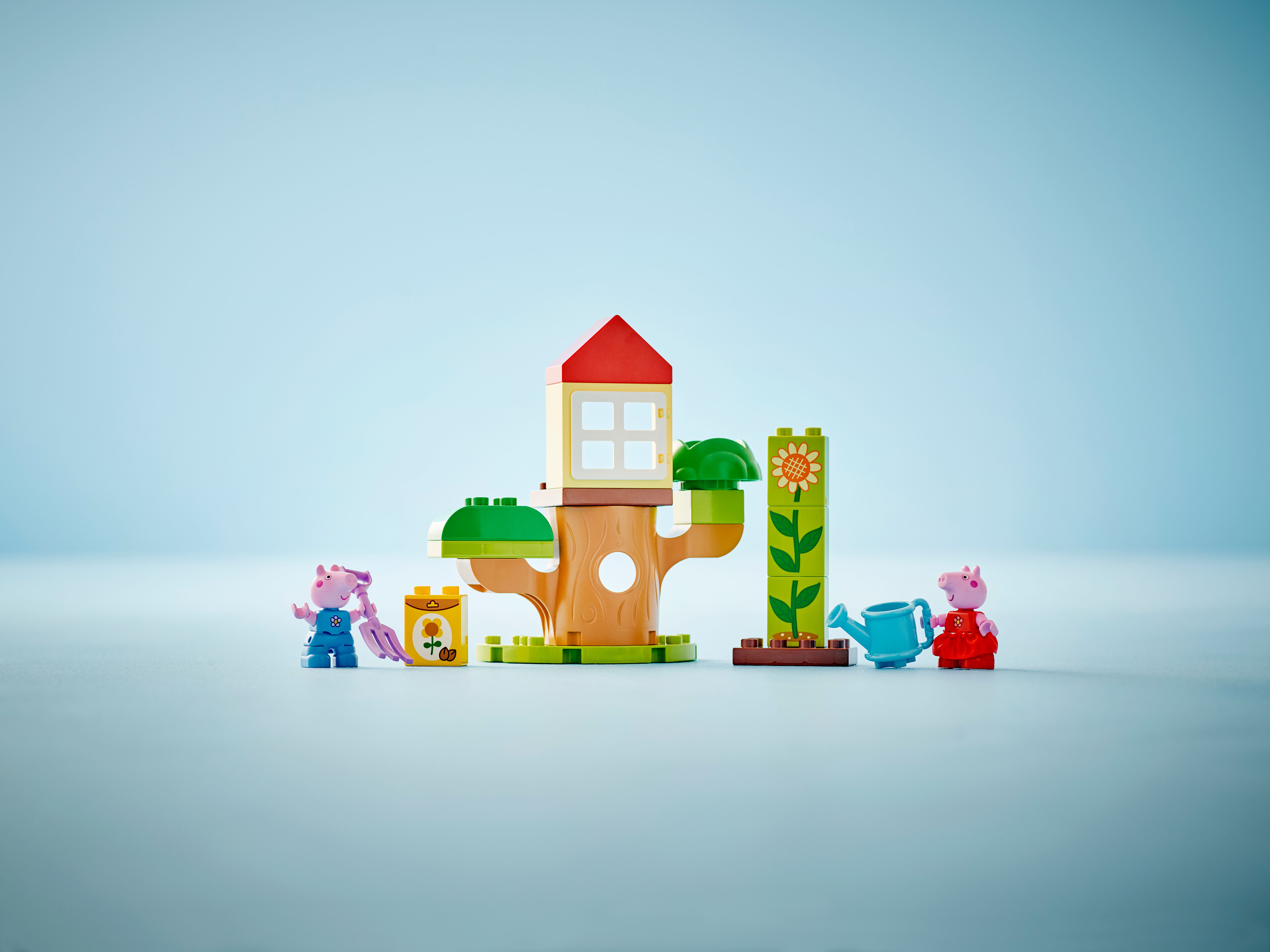 Picture of LEGO DUPLO Peppa Pig 10431 Peppa Pig Garden and Tree House