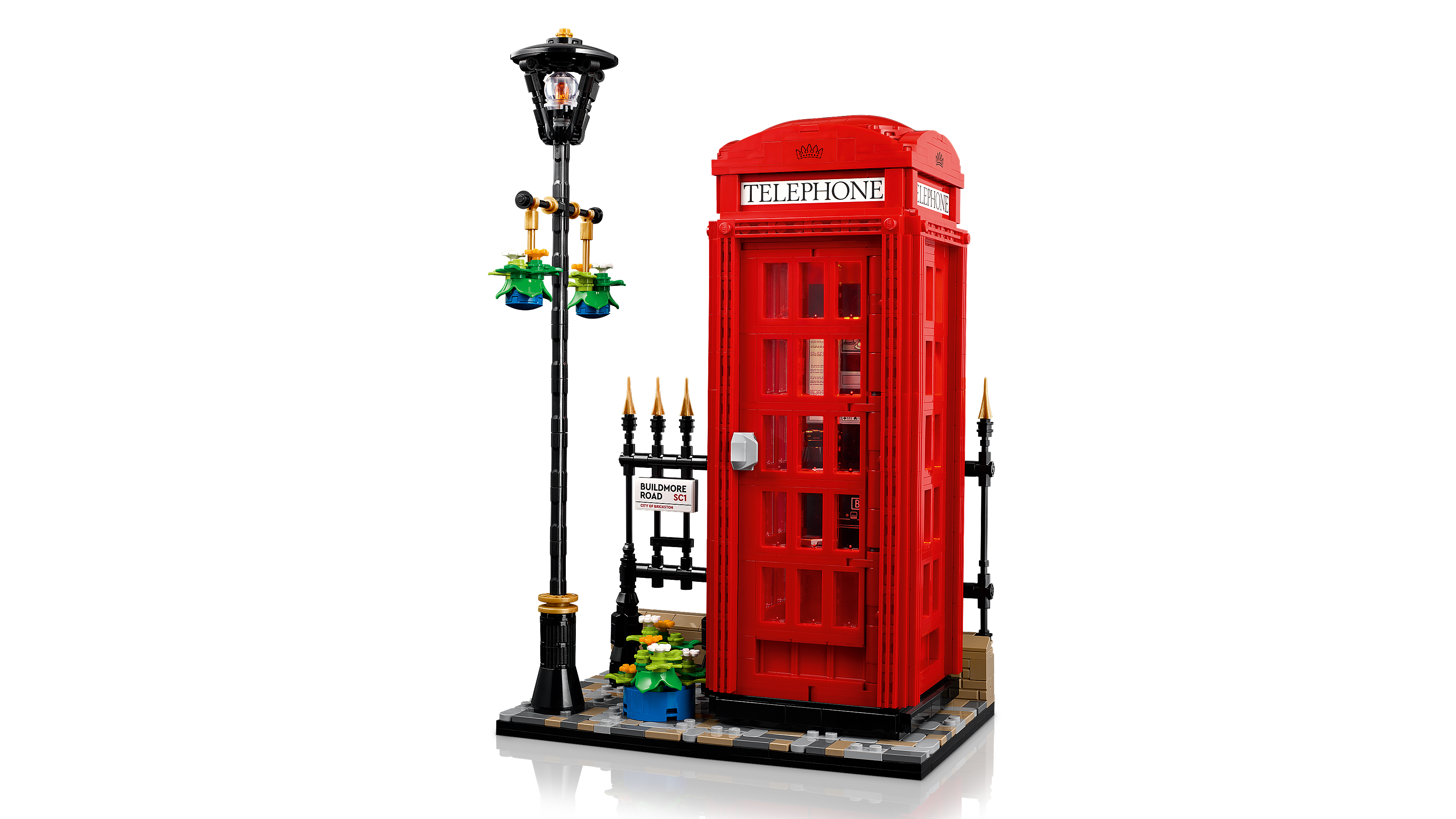 Picture of LEGO IDEAS 21347 Red London Telephone Box