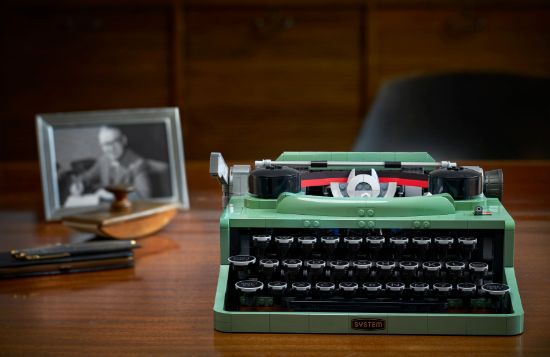 Picture of LEGO IDEAS 21327 Typewriter