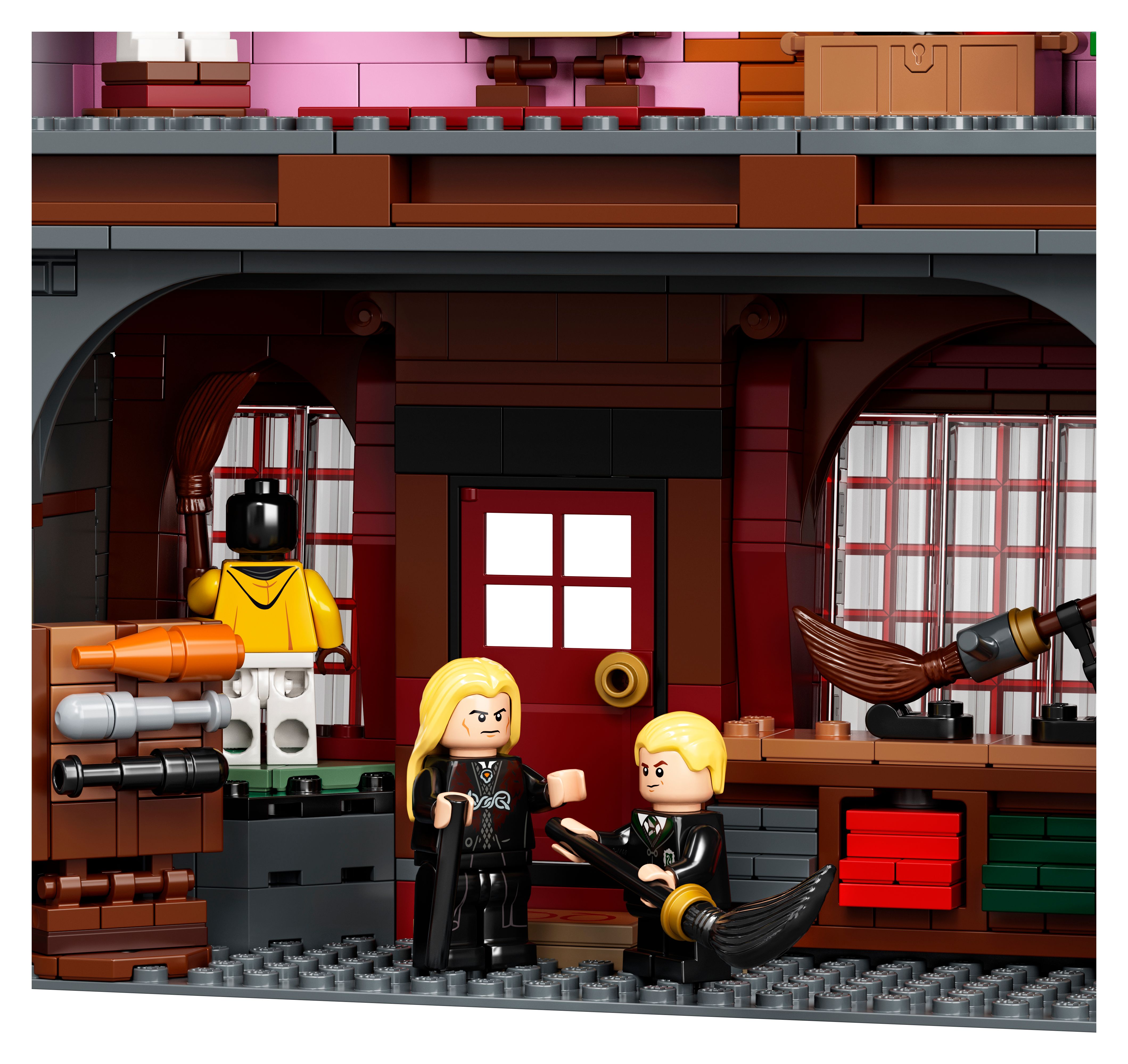 Picture of LEGO Harry Potter 75978 Diagon Alley