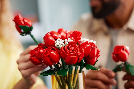 Picture of LEGO Icons 10328 Bouquet of Roses