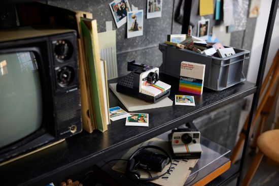 Picture of LEGO IDEAS 21345 Polaroid OneStep SX-70 Camera