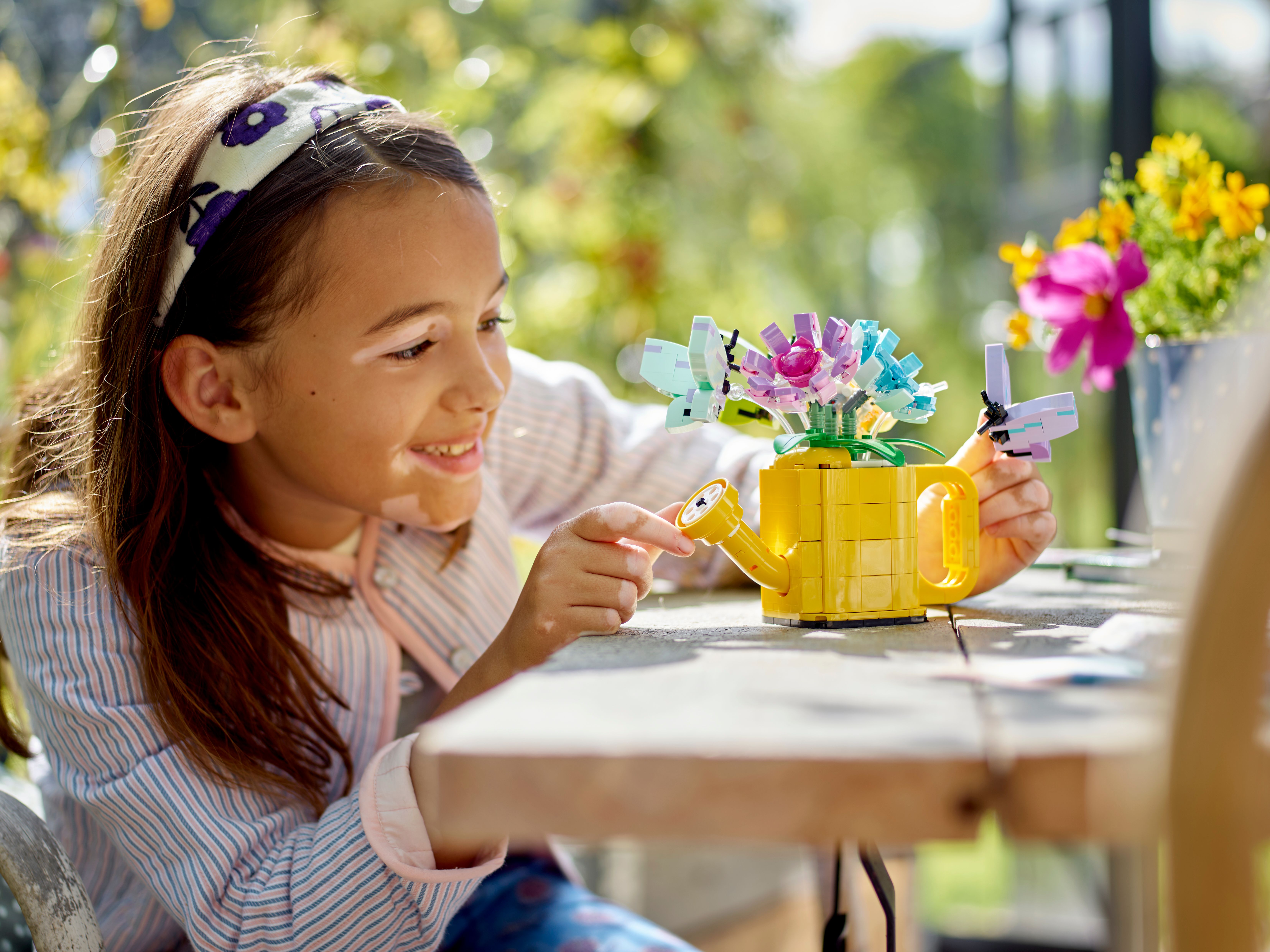 Picture of LEGO Creator 31149 Flowers in Watering Can 3in1 Toy