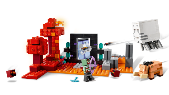 Picture of LEGO Minecraft 21255 The Nether Portal Ambush