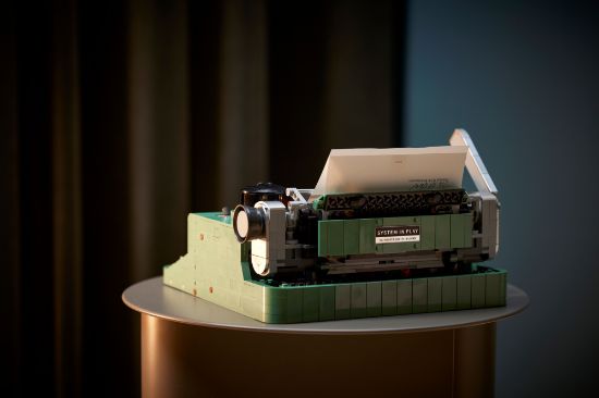 Picture of LEGO IDEAS 21327 Typewriter