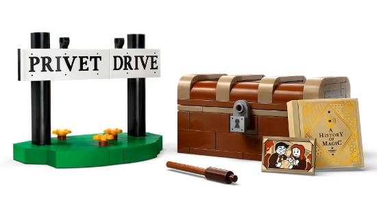 Picture of LEGO Harry Potter 76425 Hedwig at 4 Privet Drive