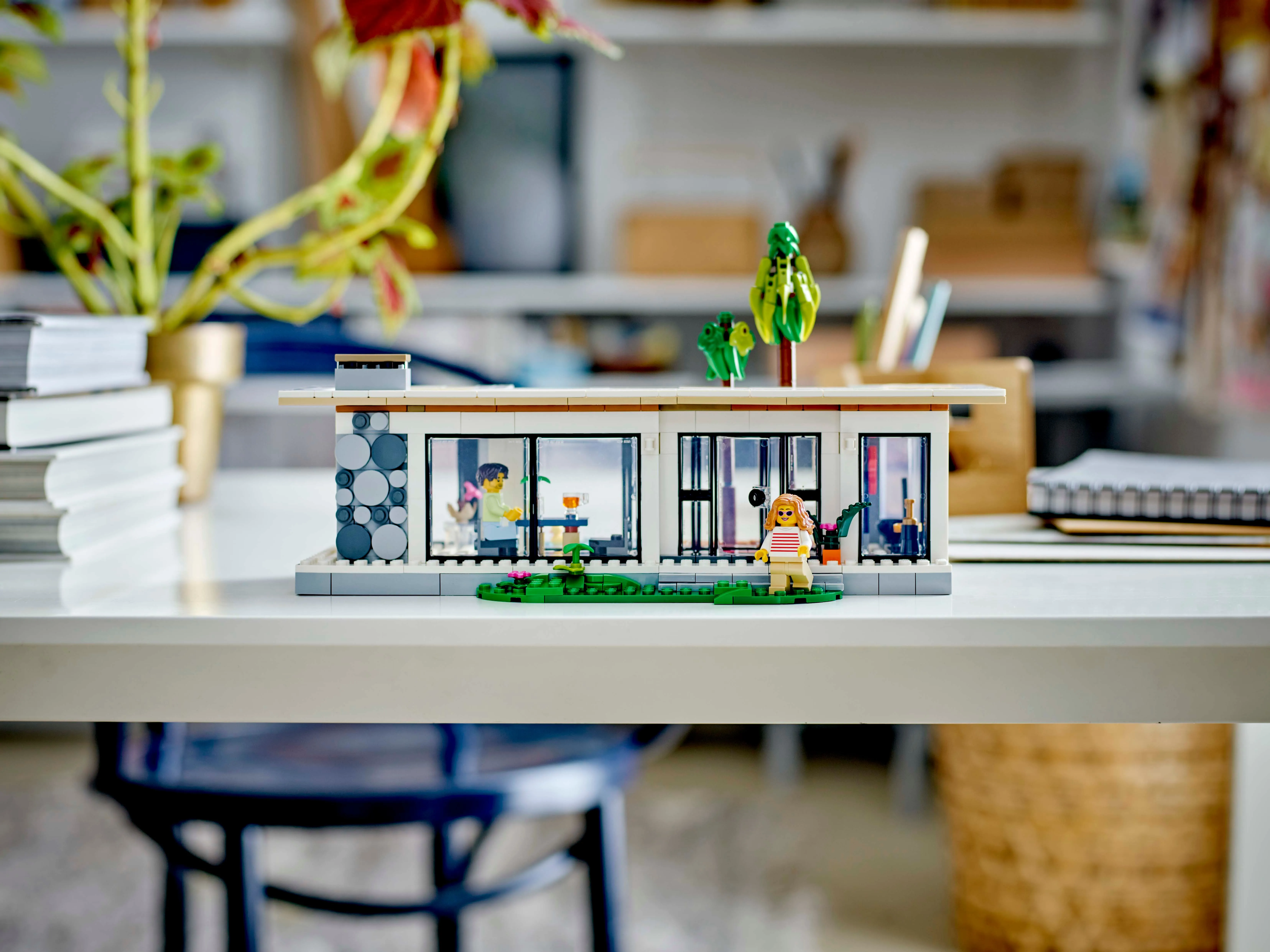 Picture of LEGO Creator 31153 Modern House