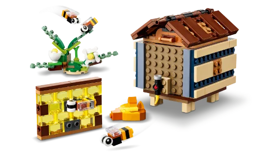 Picture of LEGO Creator 31143 Birdhouse Building Toy Set