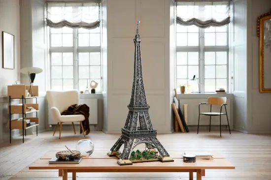 Picture of LEGO Icons 10307 Eiffel Tower