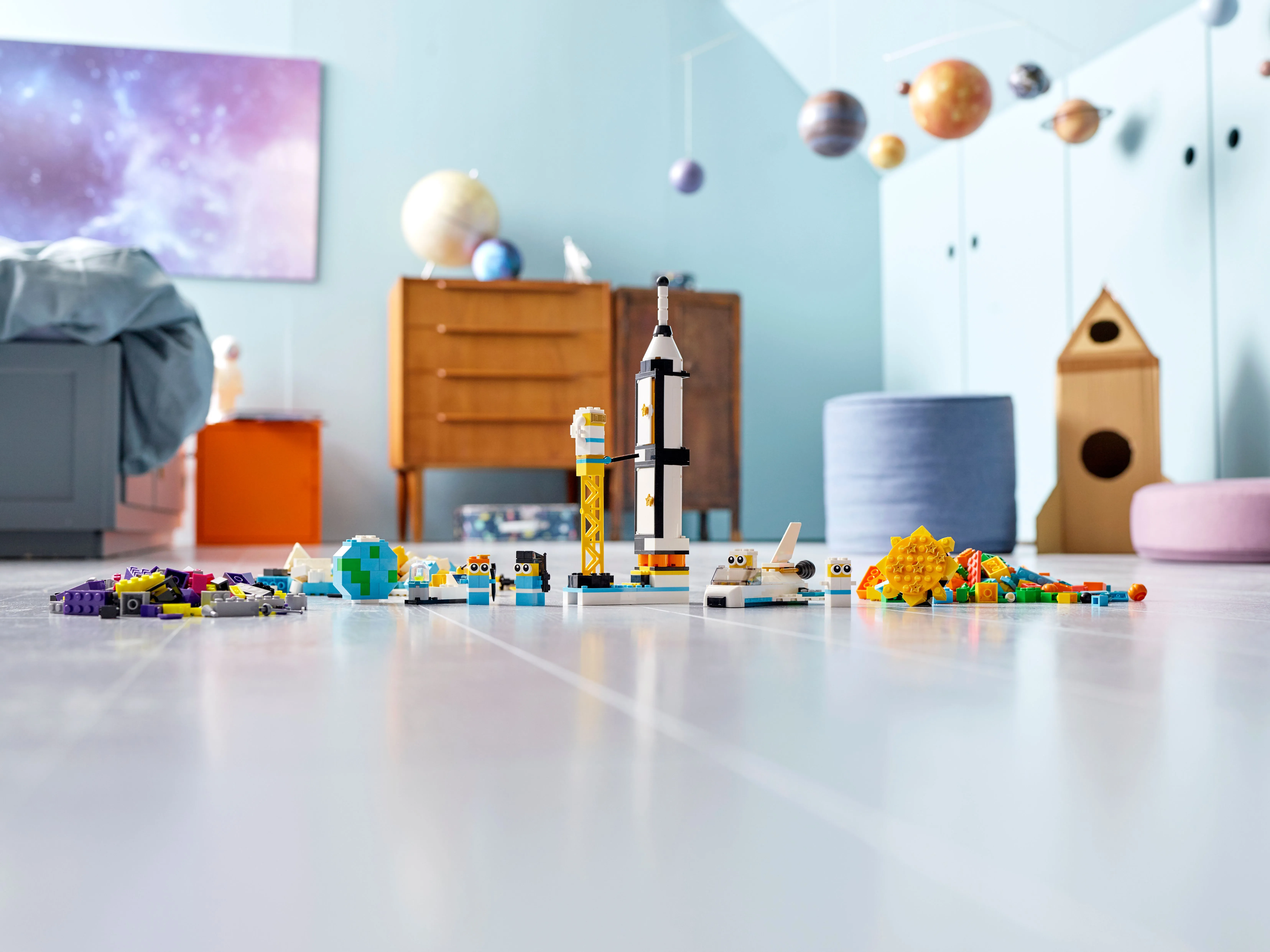 Picture of LEGO Classic 11022 Space Mission