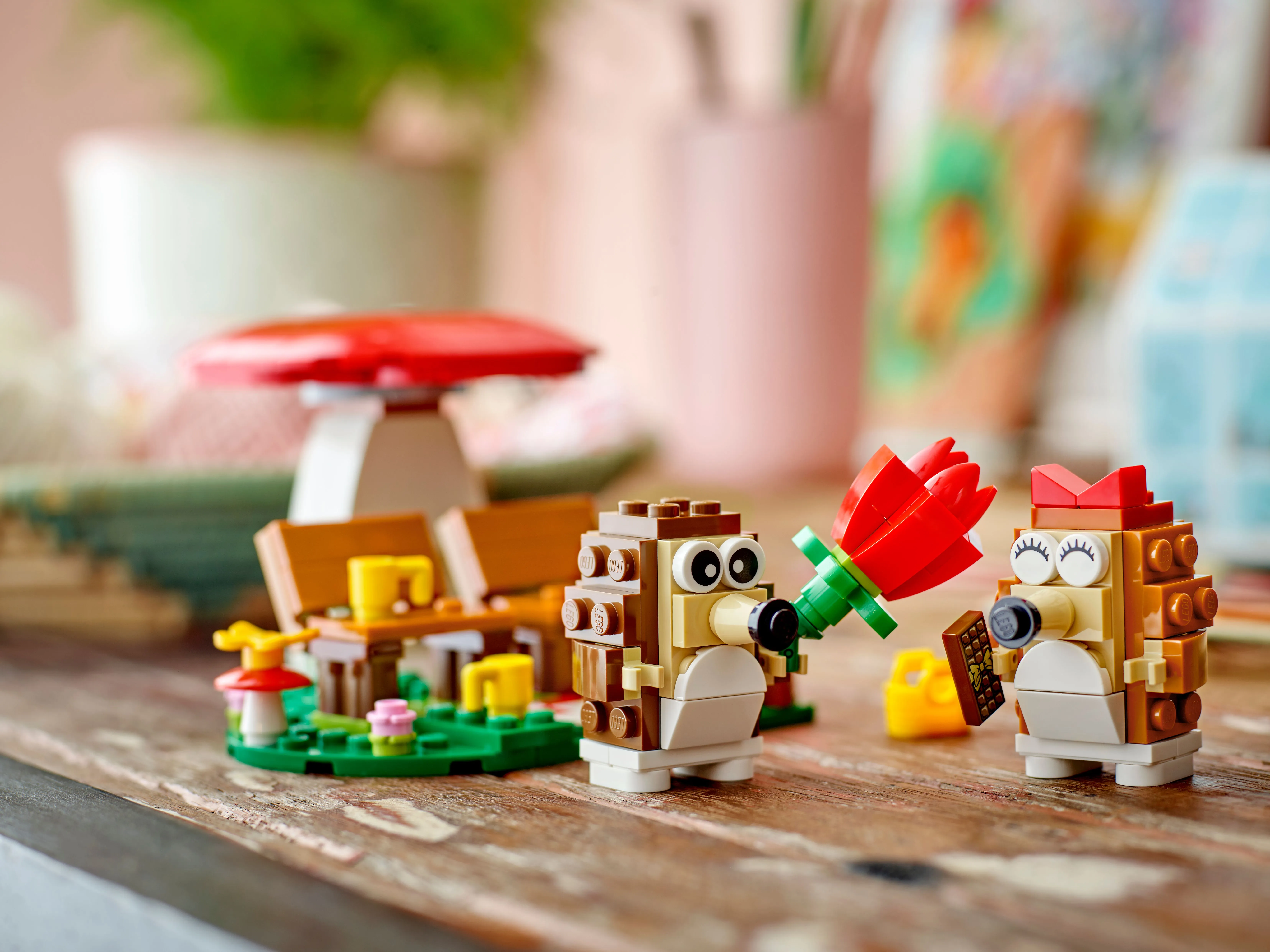 Picture of LEGO 40711 Hedgehog Picnic Date