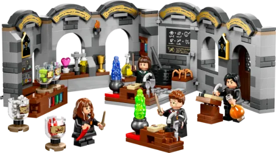 Picture of LEGO Harry Potter 76431 Hogwarts Castle: Potions Class