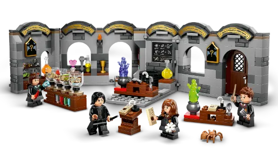 Picture of LEGO Harry Potter 76431 Hogwarts Castle: Potions Class