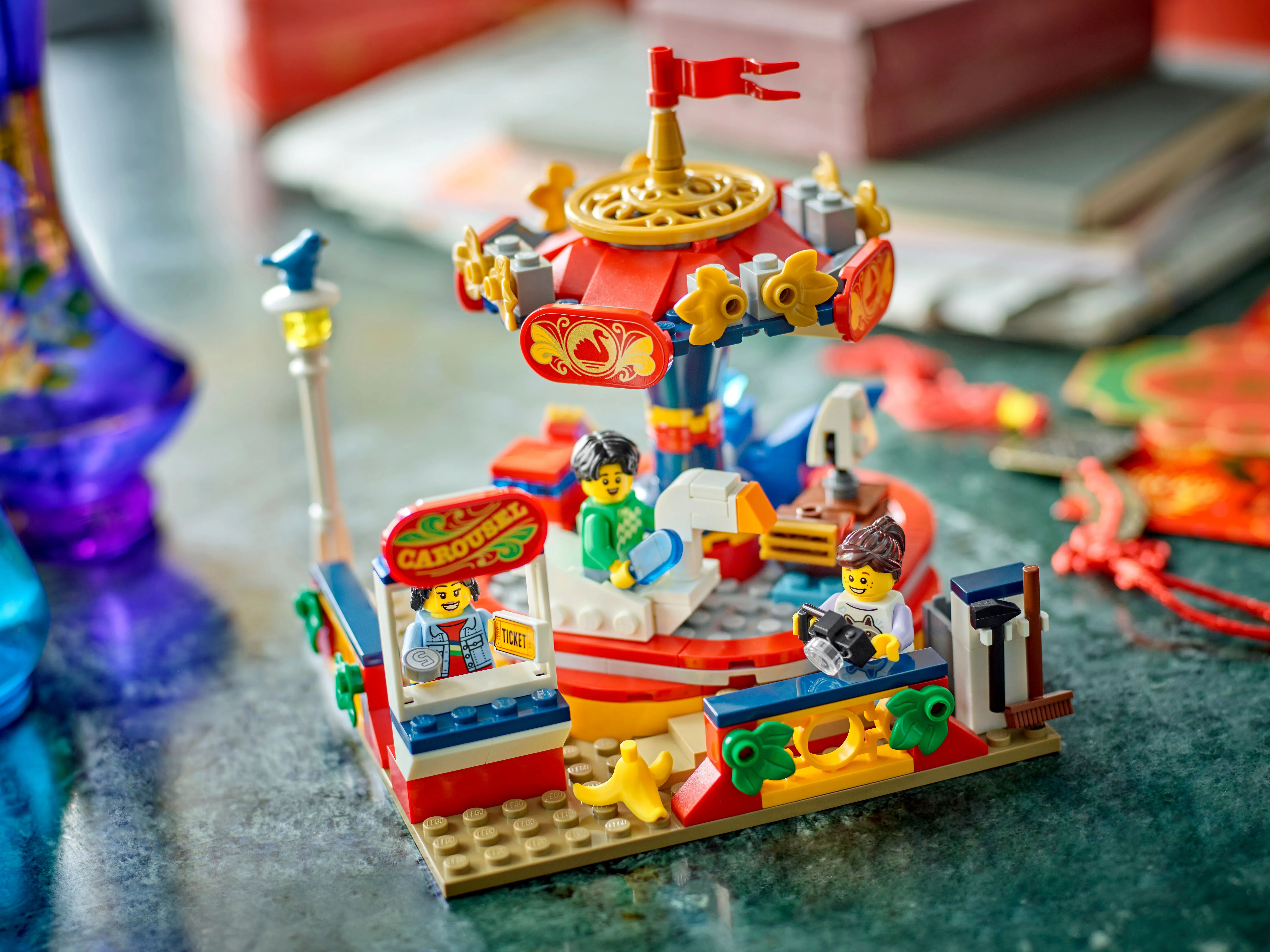 Picture of LEGO 40714 Carousel Ride