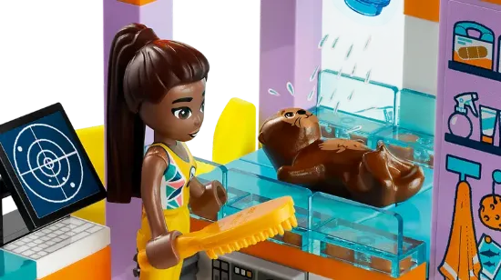 Picture of LEGO Friends 41736 Sea Rescue Center