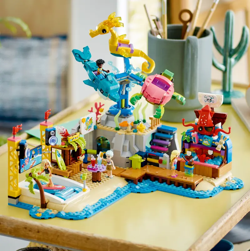 Picture of LEGO Friends 41737 Beach Amusement Park