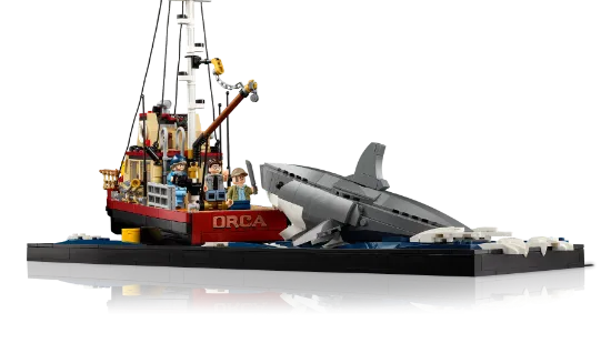 Picture of LEGO IDEAS 21350 Jaws