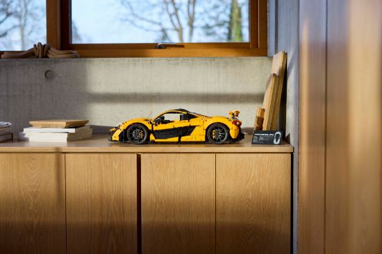 Picture of LEGO Technic 42172 McLaren P1