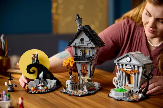 Picture of LEGO IDEAS 21351 Disney Tim Burton's The Nightmare Before Christmas