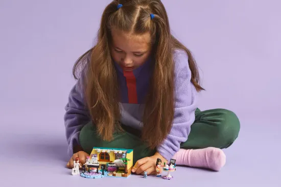 Picture of LEGO Friends 42647 Paisley Room 