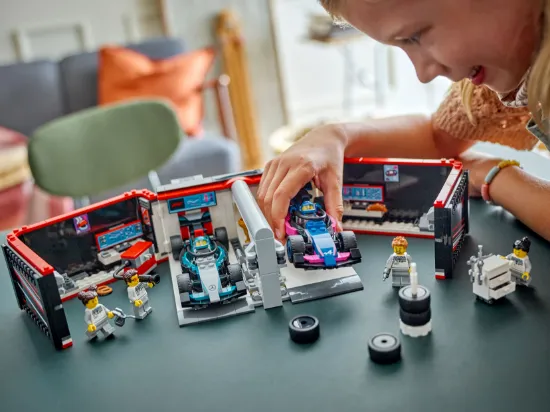 Picture of LEGO City 60444 F1 Garage & Mercedes-AMG & Alpine Cars 