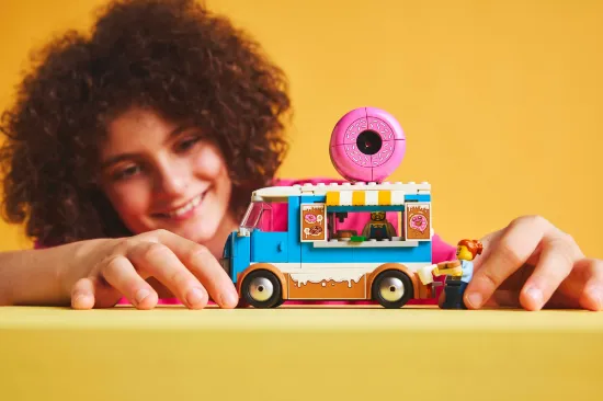 Picture of LEGO City 60452 Doughnut Truck