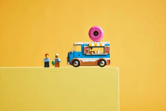 Picture of LEGO City 60452 Doughnut Truck