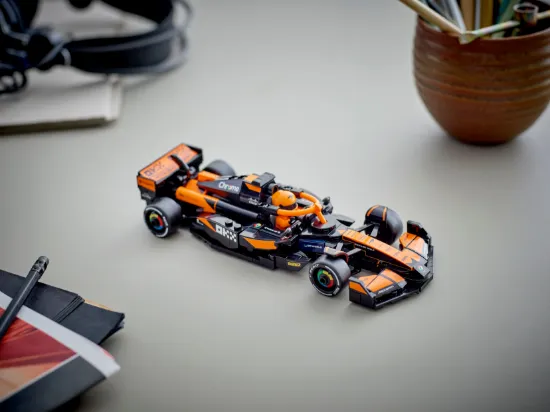 Picture of LEGO Speed Champions 77251 McLaren F1® Team MCL38 Race Car